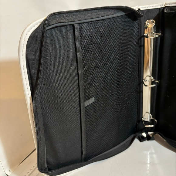 Disney The nightmare before Christmas Jack Skellington covered zip up binder - Picture 8 of 11